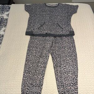 Secret treasures charge pajama set.  Jogger length